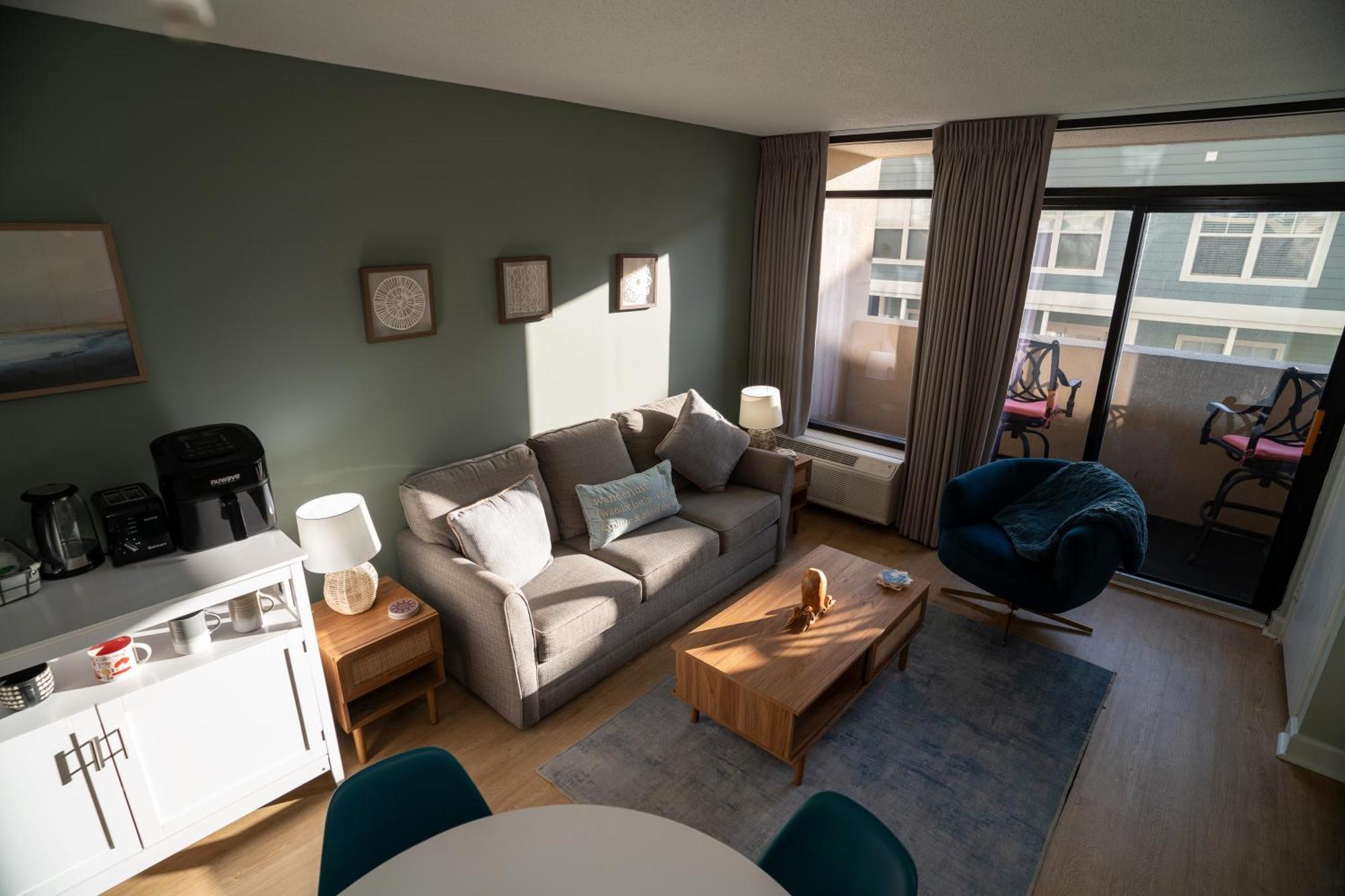 Oceanview Condo With Pool, Hot Tub, Balcony, Right On The Beach Μιρτλ Μπιτς Εξωτερικό φωτογραφία